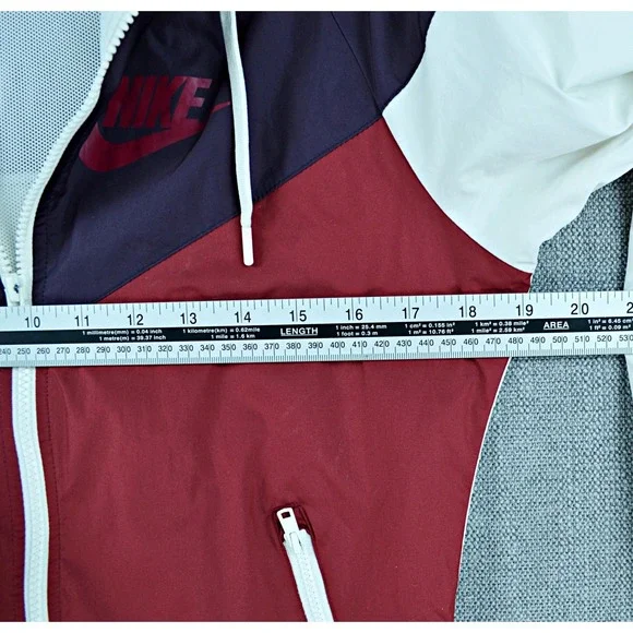 Nike Jacket Women's S Burgundy White Black The WindRunner Windbreaker Full Zip - Picture 5 of 13